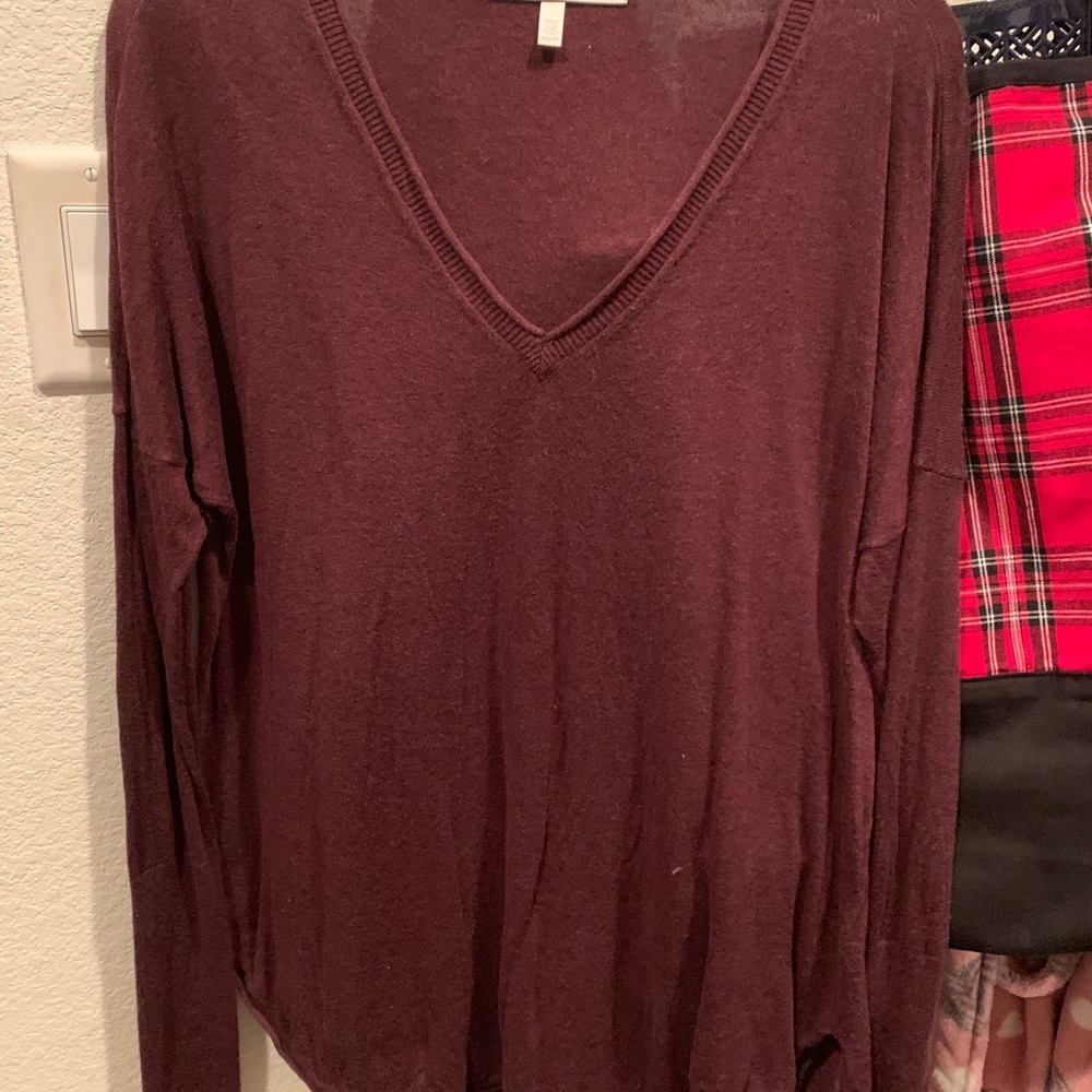 Sweater - Picture 1 of 1